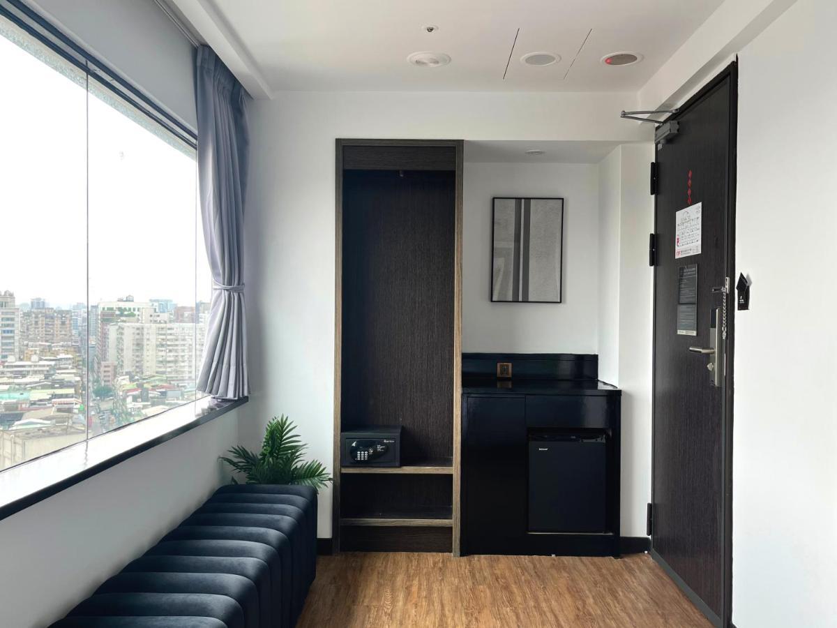 Hermit Dorm Taipei Exterior foto