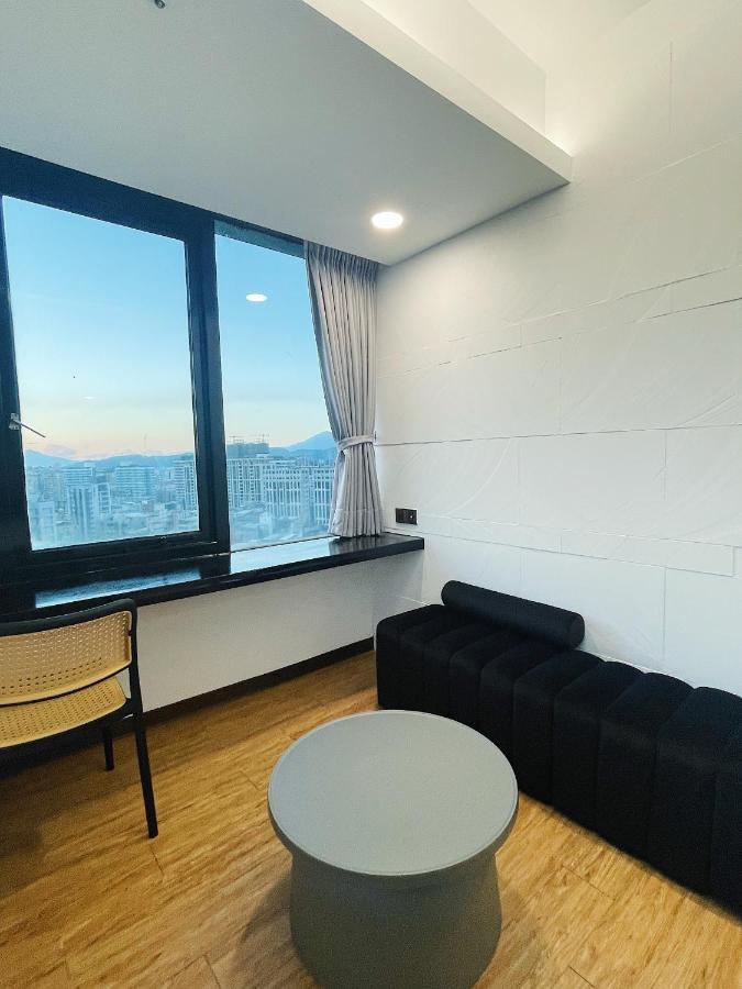 Hermit Dorm Taipei Exterior foto