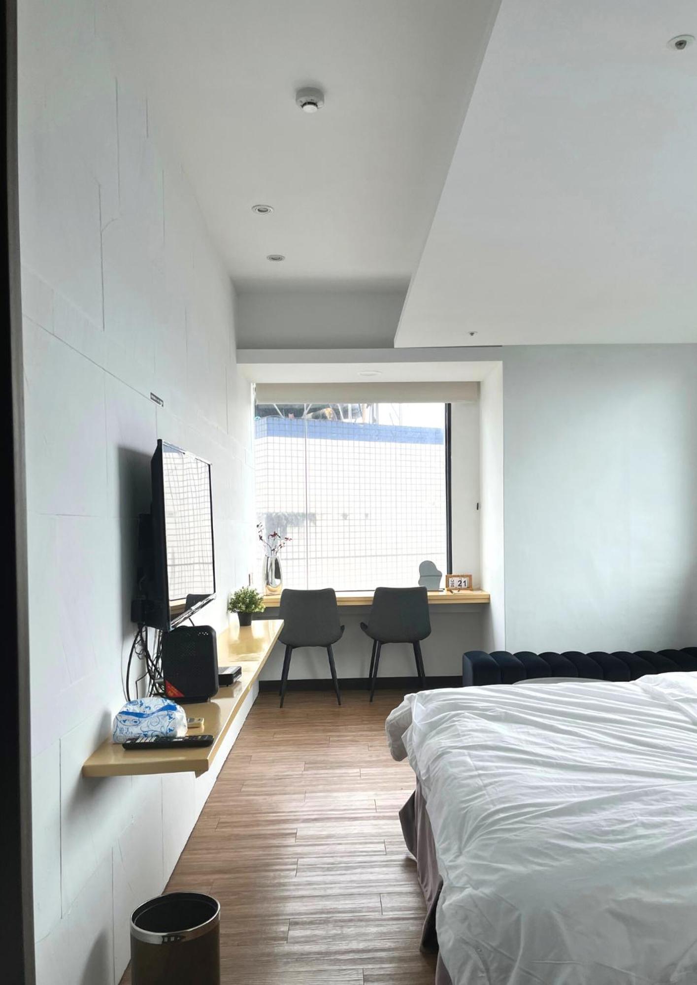 Hermit Dorm Taipei Exterior foto